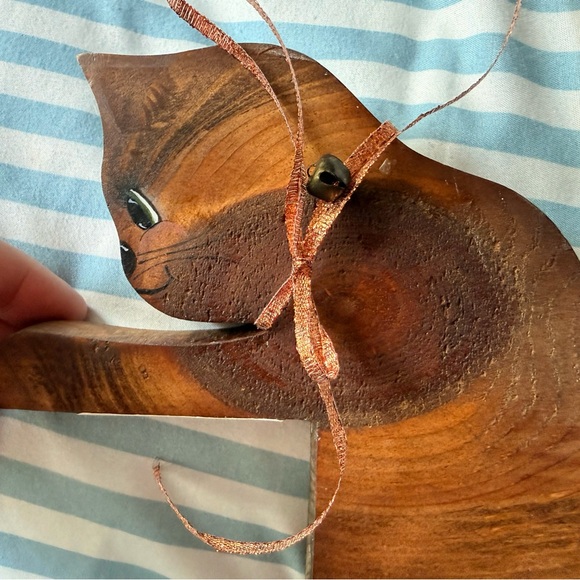 Wooden Cat Wall Decor with Bell - Picture 2 of 5